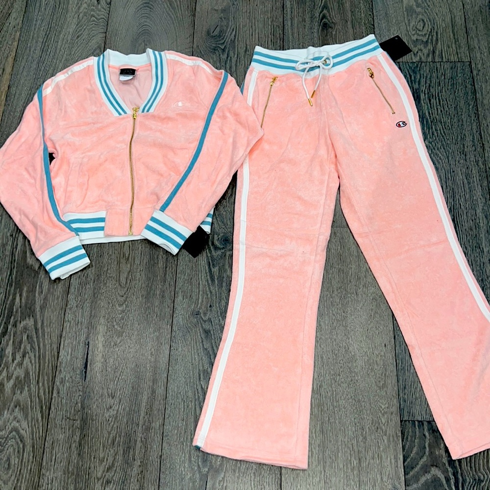 NWT CHAMPION terry cloth set. Size small